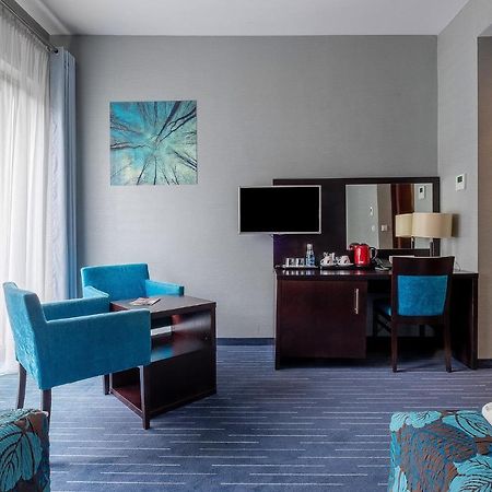 Hotel Uroczysko Cedzyna Екстериор снимка