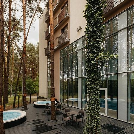 Hotel Uroczysko Cedzyna Екстериор снимка